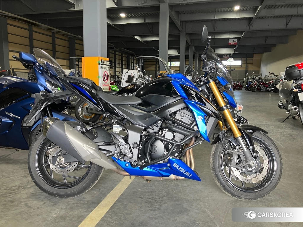 Проданный Suzuki GSX-S750 2017 из Японии
