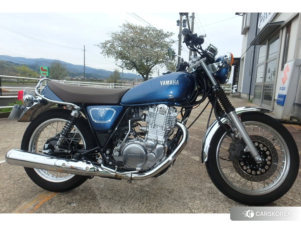 Проданный Yamaha SR 400 2020 из Японии