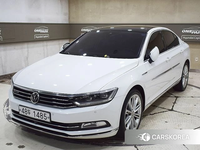 Volkswagen Passat GT (B8) 2018 Белый из Кореи