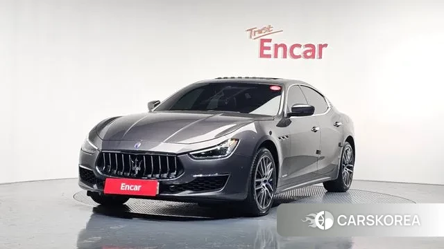 Maserati Ghibli 2020 Серый из Кореи