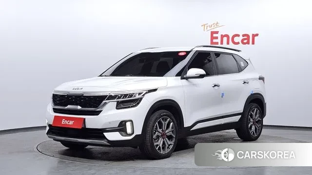 Kia Seltos 2022 Белый из Кореи