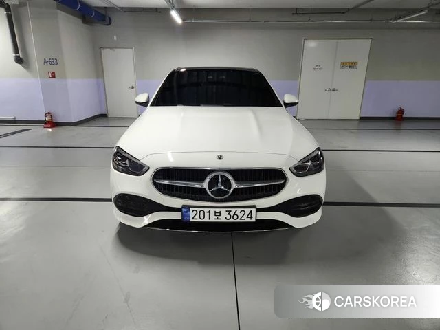 Mercedes-Benz C-Class W206 2025 Белый из Кореи