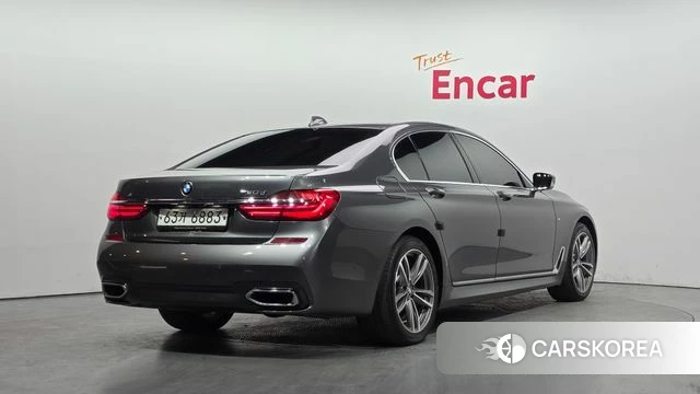 BMW 7 Series (G11) 2018 Серый из Кореи