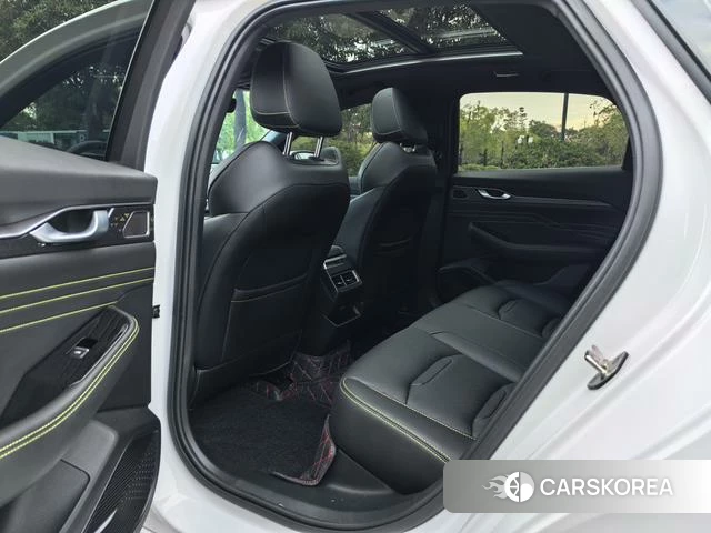 Geely Automobile Xingrui 2023 Белый из Китая