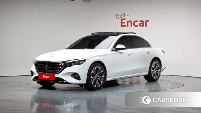 Mercedes-Benz E-Class W214 2024 Белый из Кореи