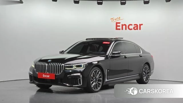 BMW 7 Series (G11) 2021 Черный из Кореи
