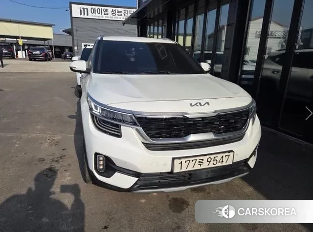 Kia Seltos 2021 Белый из Кореи
