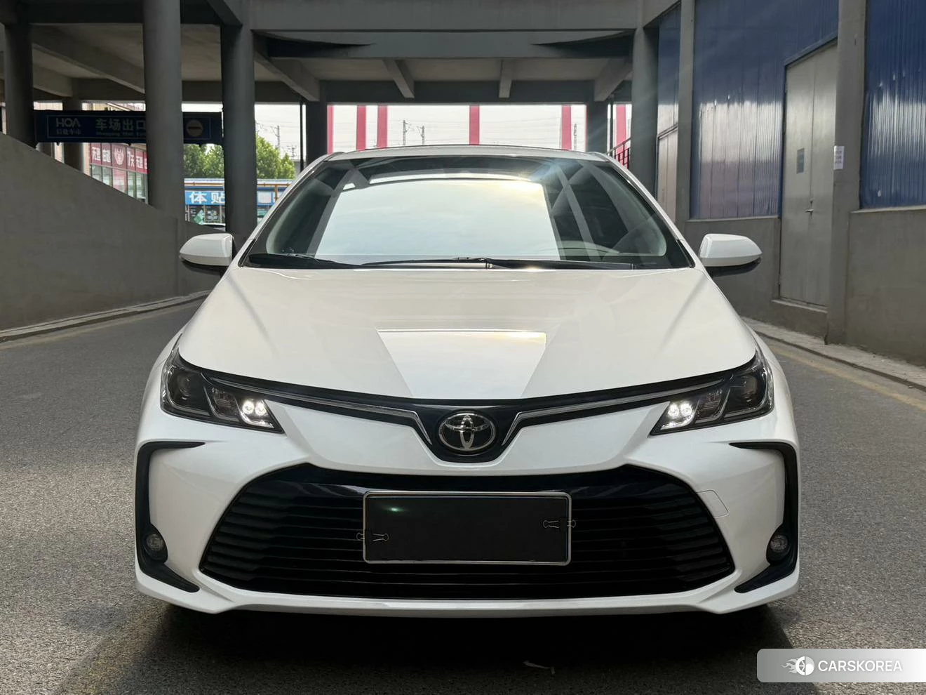 Toyota Corolla 2021 Белый из Китая