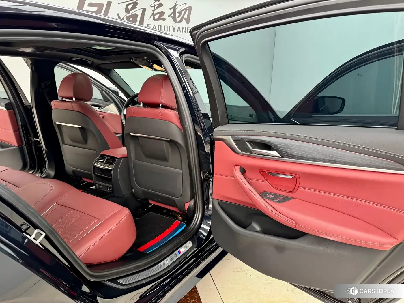 BMW 5 series 2023 Черный из Китая