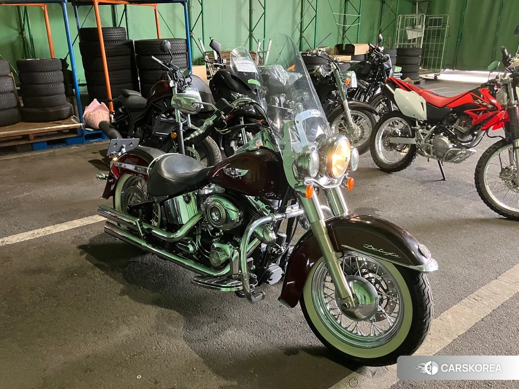 Проданный Harley-Davidson Softail Deluxe FLSTN1580 2011 из Японии