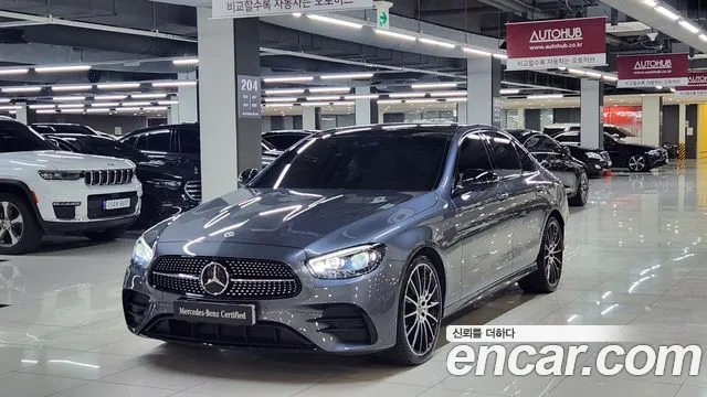 Mercedes-Benz E-Class W213 2023 Серый из Кореи