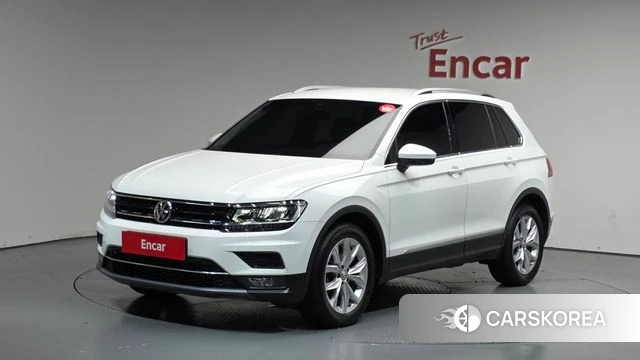 Volkswagen Tiguan second Generation 2018 Белый из Кореи