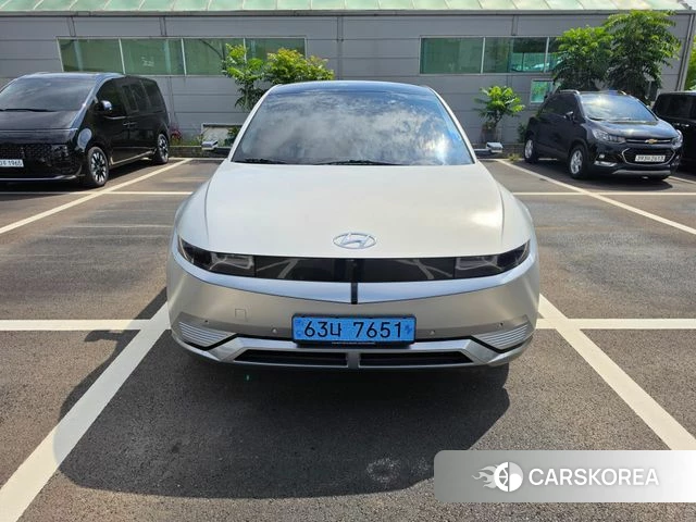 Hyundai Ionic 5 2022 Серебристо-серый из Кореи