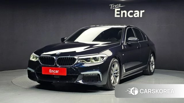 BMW 5 Series (G30) 2019 Черный из Кореи