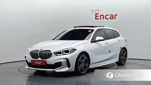 BMW 1 Series (F40) 2022 Белый из Кореи