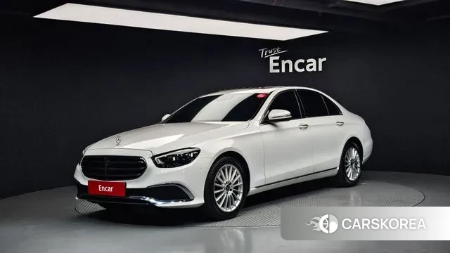Mercedes-Benz E-Class W213 2021 Белый из Кореи