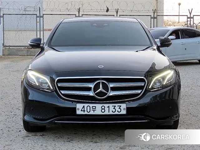 Mercedes-Benz E-Class W213 2019 Черный из Кореи
