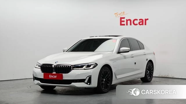 BMW 5 Series (G30) 2021 Белый из Кореи