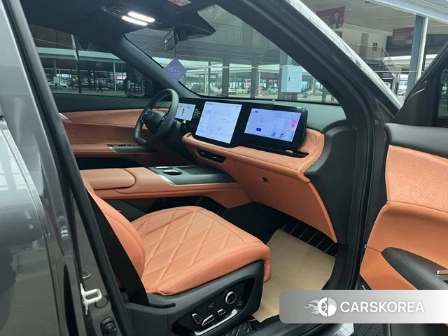 Chang'an CS75 PLUS 2025 Темно-серый из Китая