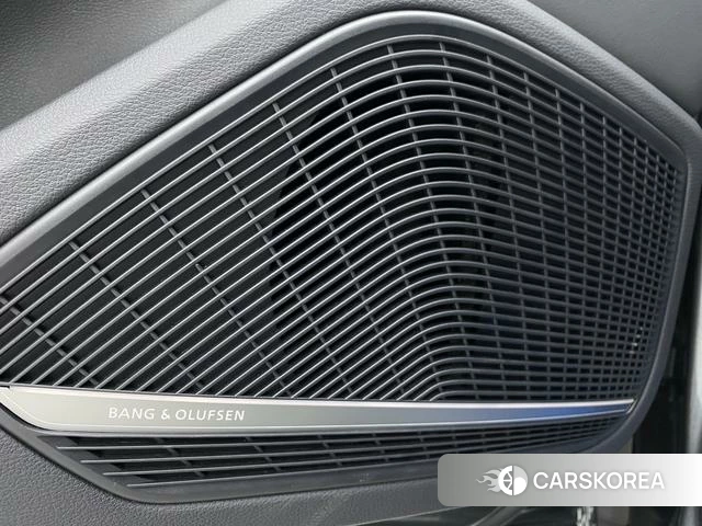 Audi A5 2025 Темно-серый из Китая