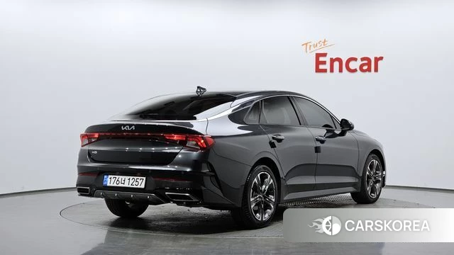 Kia K5 3rd generation 2022 Серый из Кореи