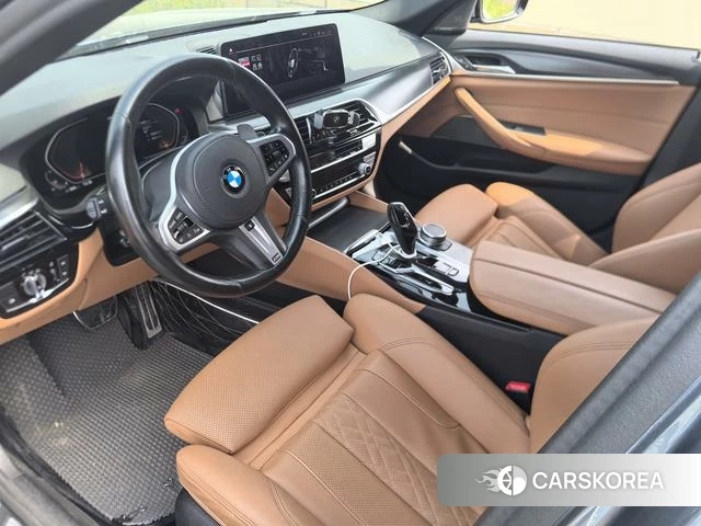 BMW 5 series (imported) 2021 Темно-серый из Китая
