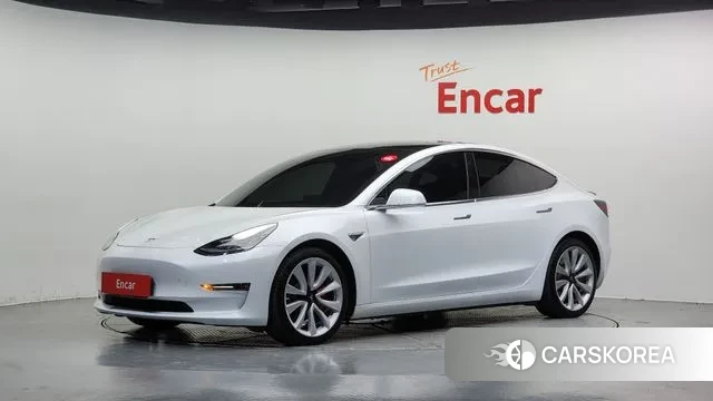 Tesla Model 3 2020 Белый из Кореи