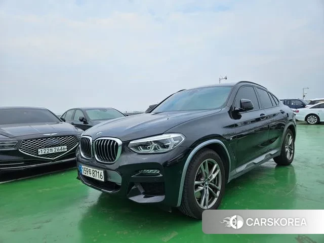 BMW X4 (G02) 2021 Черный из Кореи