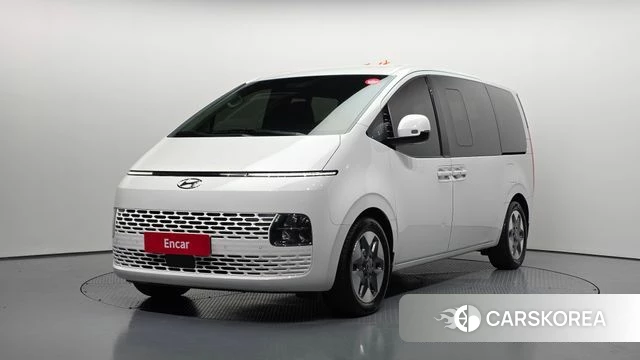 Hyundai Staria 2022 Белый из Кореи