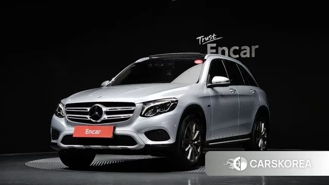 Mercedes-Benz GLC-Class X253 2019 Серебристо-серый из Кореи