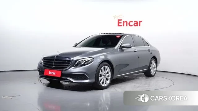 Mercedes-Benz E-Class W213 2018 Серый из Кореи