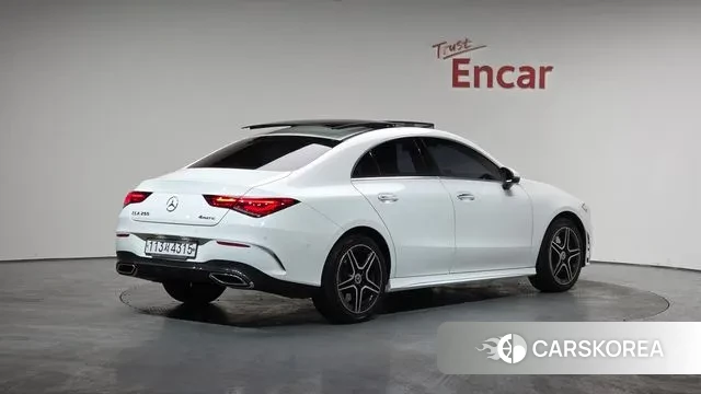 Mercedes-Benz CLA-Class C118 2020 Белый из Кореи