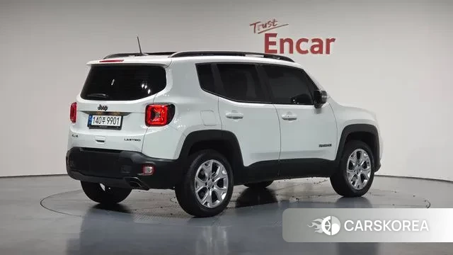 Jeep Renegade 2021 Белый из Кореи