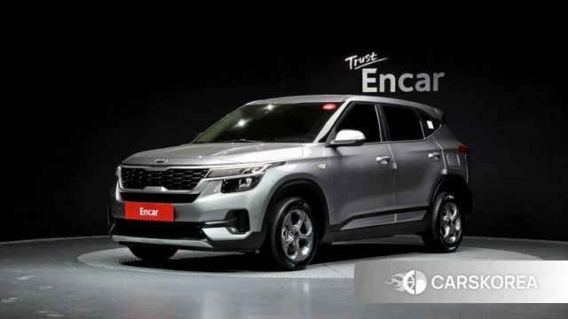 Kia Seltos 2020 Серебристо-серый из Кореи