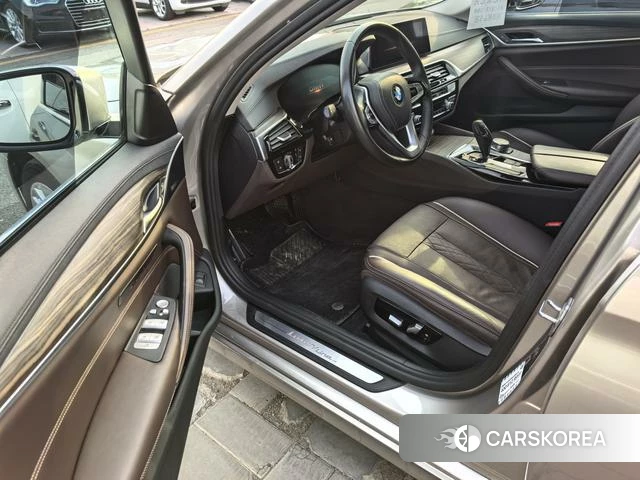 BMW 5 series id 4208461 из Китая