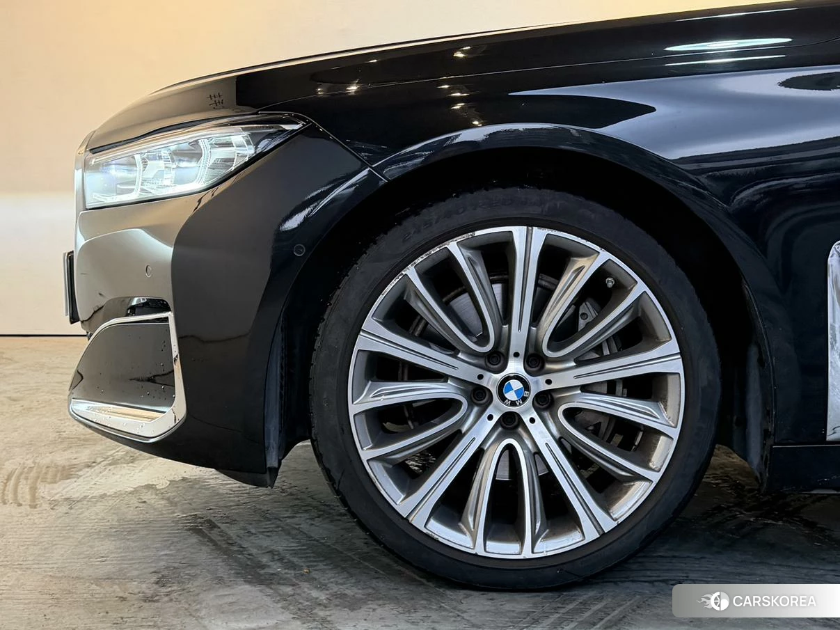 BMW 7 series 2021 Черный из Китая