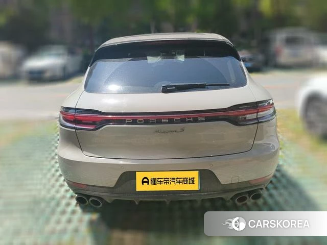 Porsche Macan 2020 Темно-серый из Китая