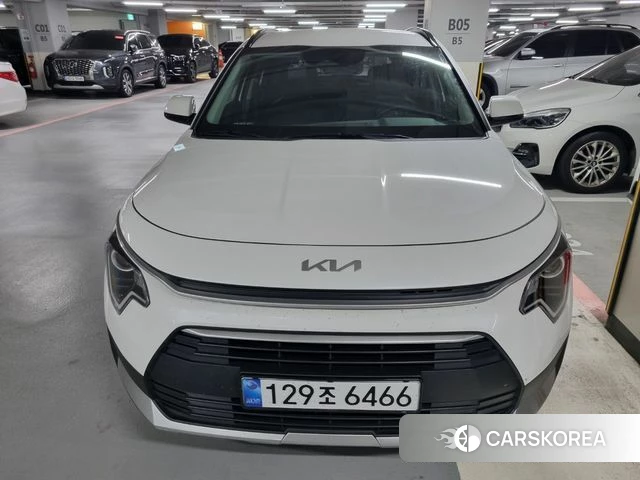 Kia Di Ol Nu Niro 2025 Белый из Кореи