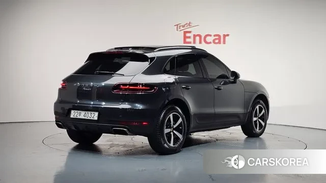Porsche Macan 2018 Серый из Кореи