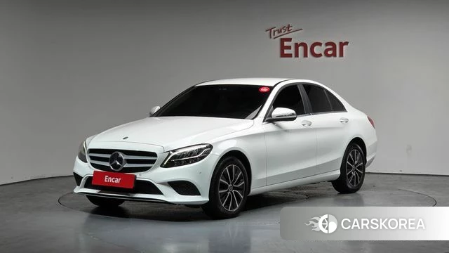 Mercedes-Benz C-Class W205 2020 Белый из Кореи