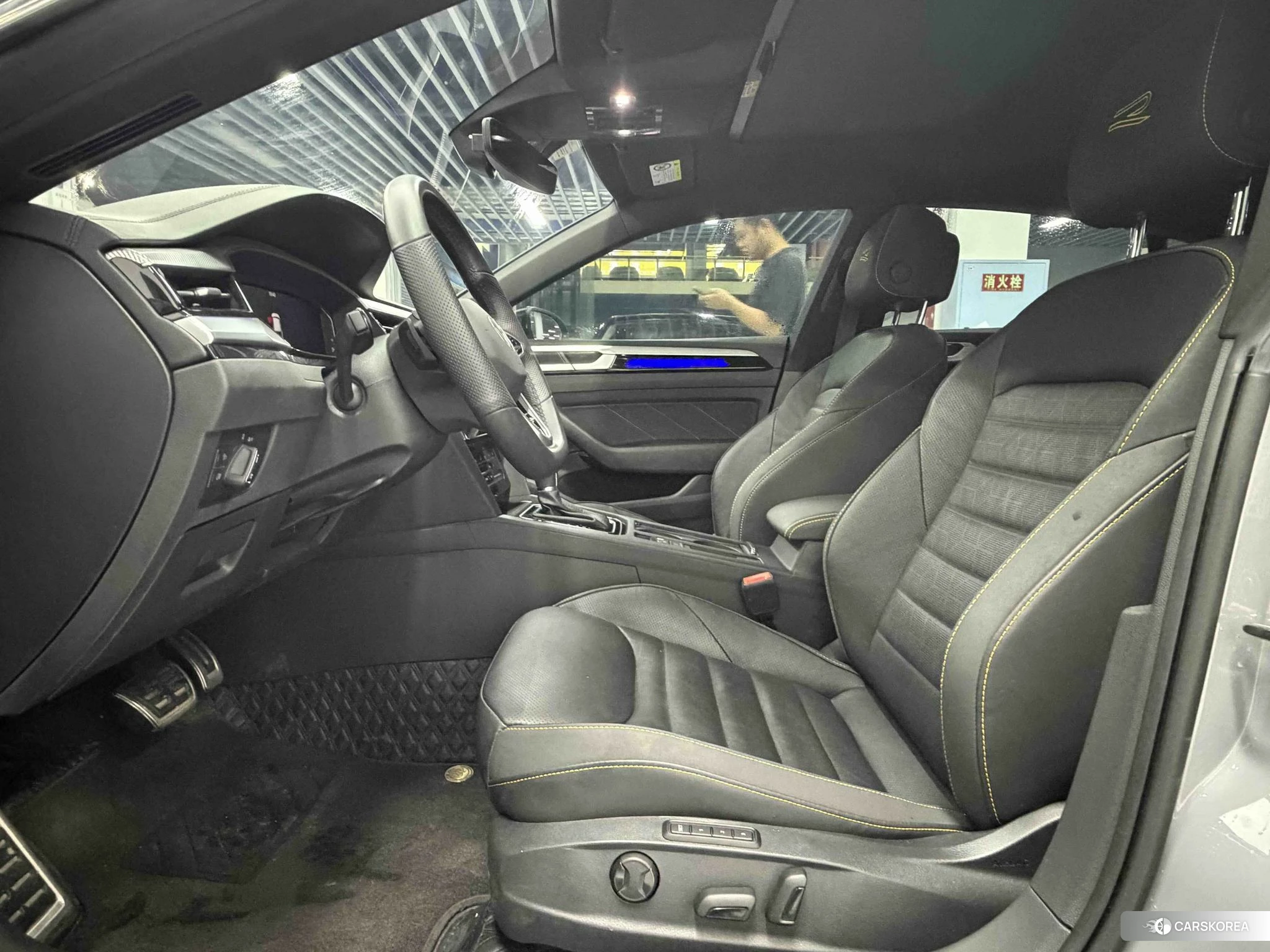 Volkswagen CC 2022 Темно-серый из Китая