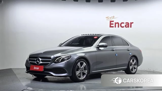 Mercedes-Benz E-Class W213 2019 Серый из Кореи