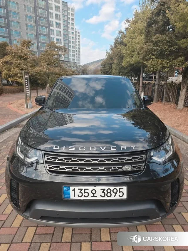 Land Rover Discovery 5 2018 Черный из Кореи