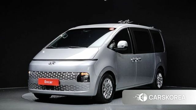 Hyundai Staria 2021 Серебряный из Кореи