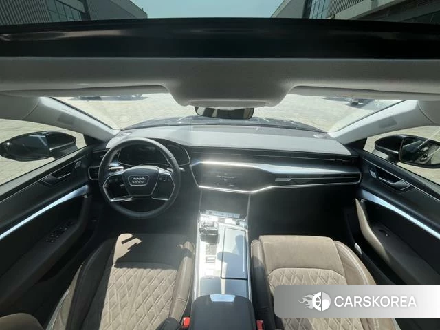 Audi A7L 2024 Черный из Китая