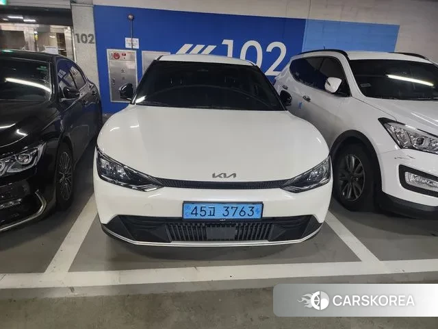 Kia EV6 2022 Белый из Кореи