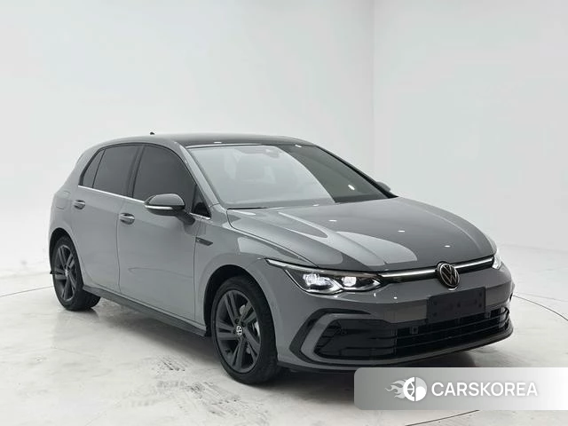 Volkswagen Golf 2023 Темно-серый из Китая