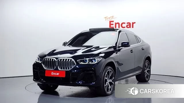 BMW X6 (G06) 2023 Черный из Кореи