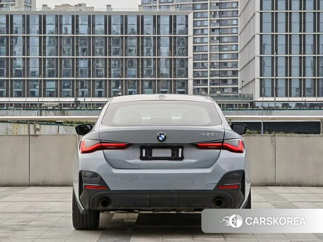 BMW 4 series 2024 Серебристо-серый из Китая