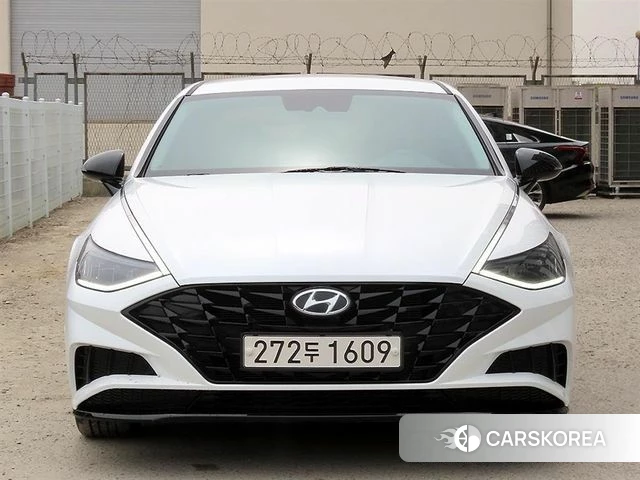 Hyundai Sonata (DN8) 2022 Белый из Кореи